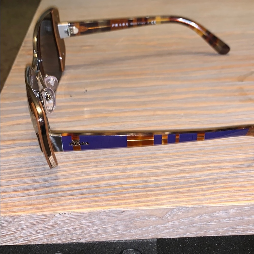 PRADA SUNGLASSES - Picture 2 of 7